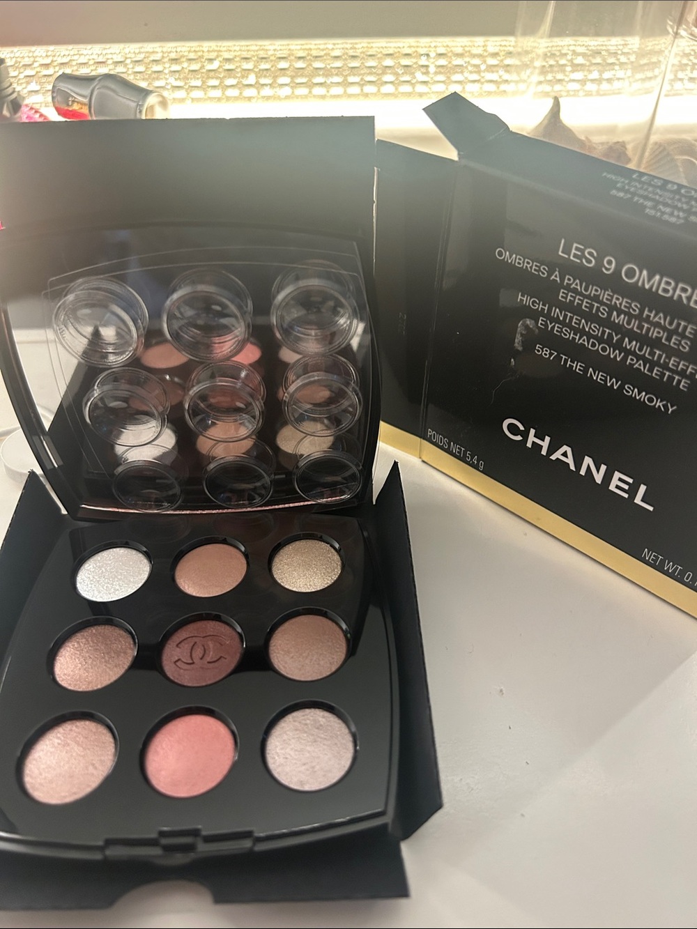 CHANEL Les 9 Ombres Eyeshadow Palette — Pink, Rose, Champagne, Taupe, Silver